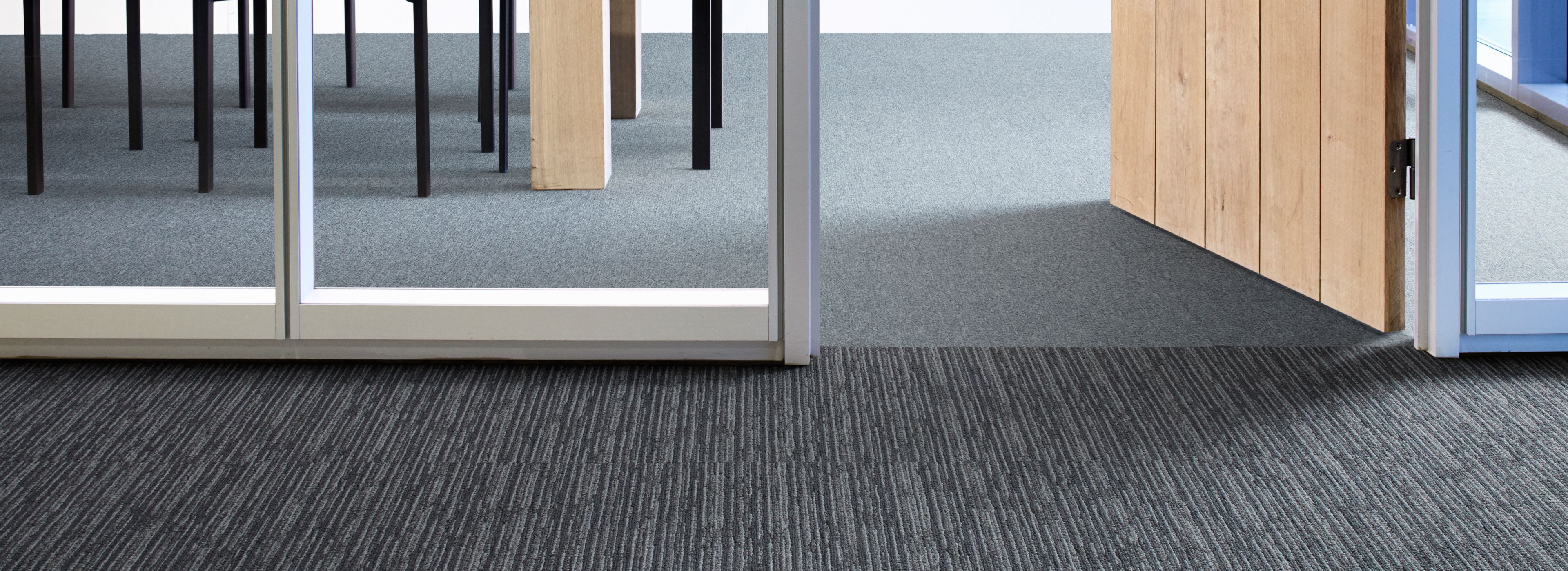 Regarder Yuton 105 Interface Catalog EMEA France Interface